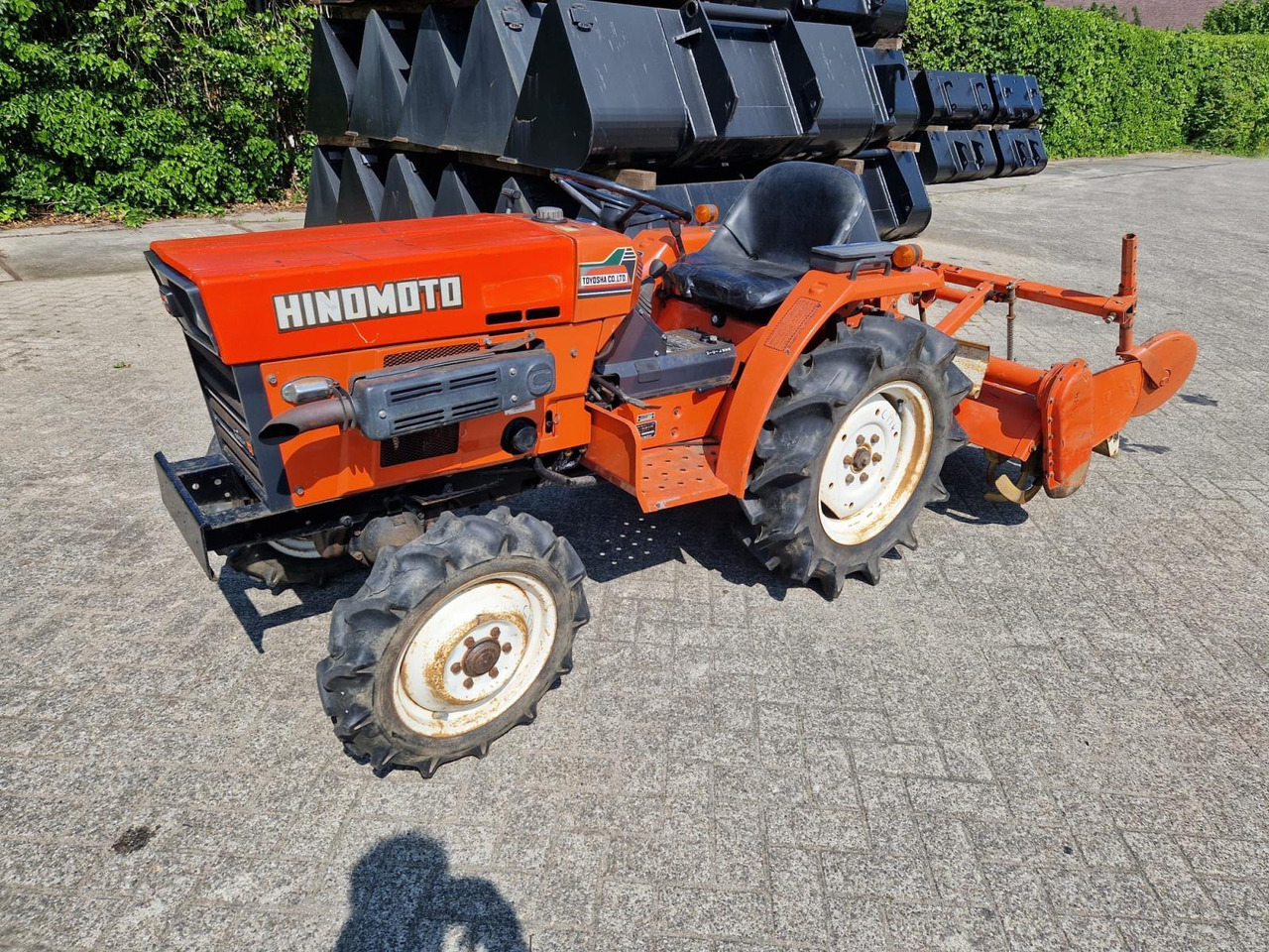 Hinomoto C174 Minitractor met Grondfrees - Farm tractor: picture 1 Hinomoto C174 Minitractor met Grondfrees - Farm tractor: picture 1
