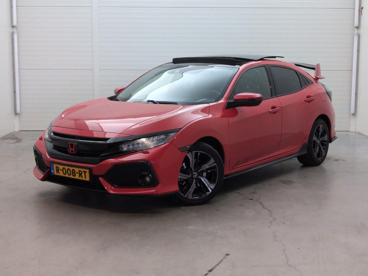 Honda Civic 1.5 i - VTEC Prestige | 2018 | 141.226 km | Automaat | R008RT | NAP: Geen oordeel - Hatchback: picture 1 Honda Civic 1.5 i - VTEC Prestige | 2018 | 141.226 km | Automaat | R008RT | NAP: Geen oordeel - Hatchback: picture 1