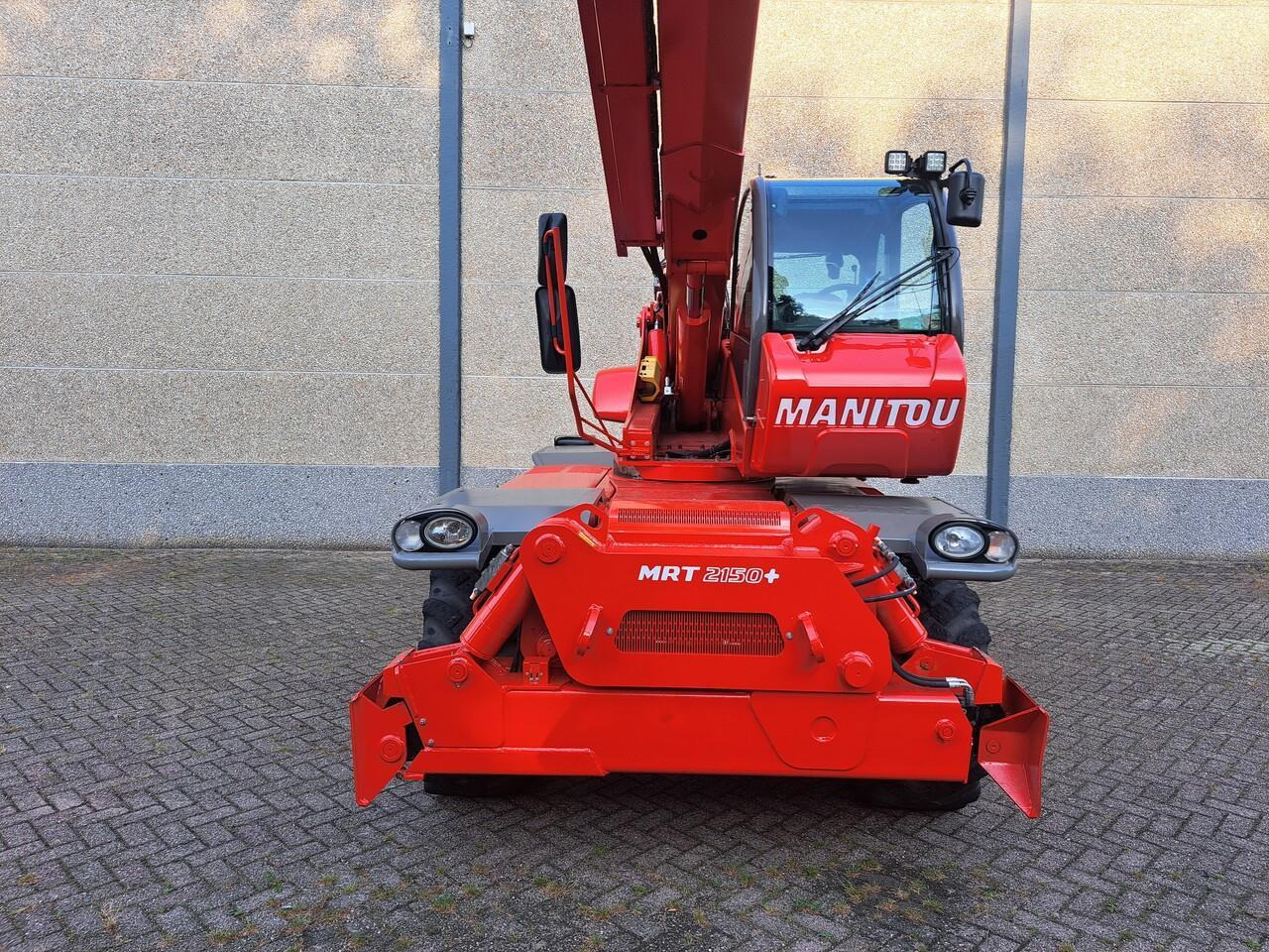 Manitou MRT 2150+ Privilege All-Terrain Roterende Verreiker (2015) - Telescopic handler: picture 3 Manitou MRT 2150+ Privilege All-Terrain Roterende Verreiker (2015) - Telescopic handler: picture 3