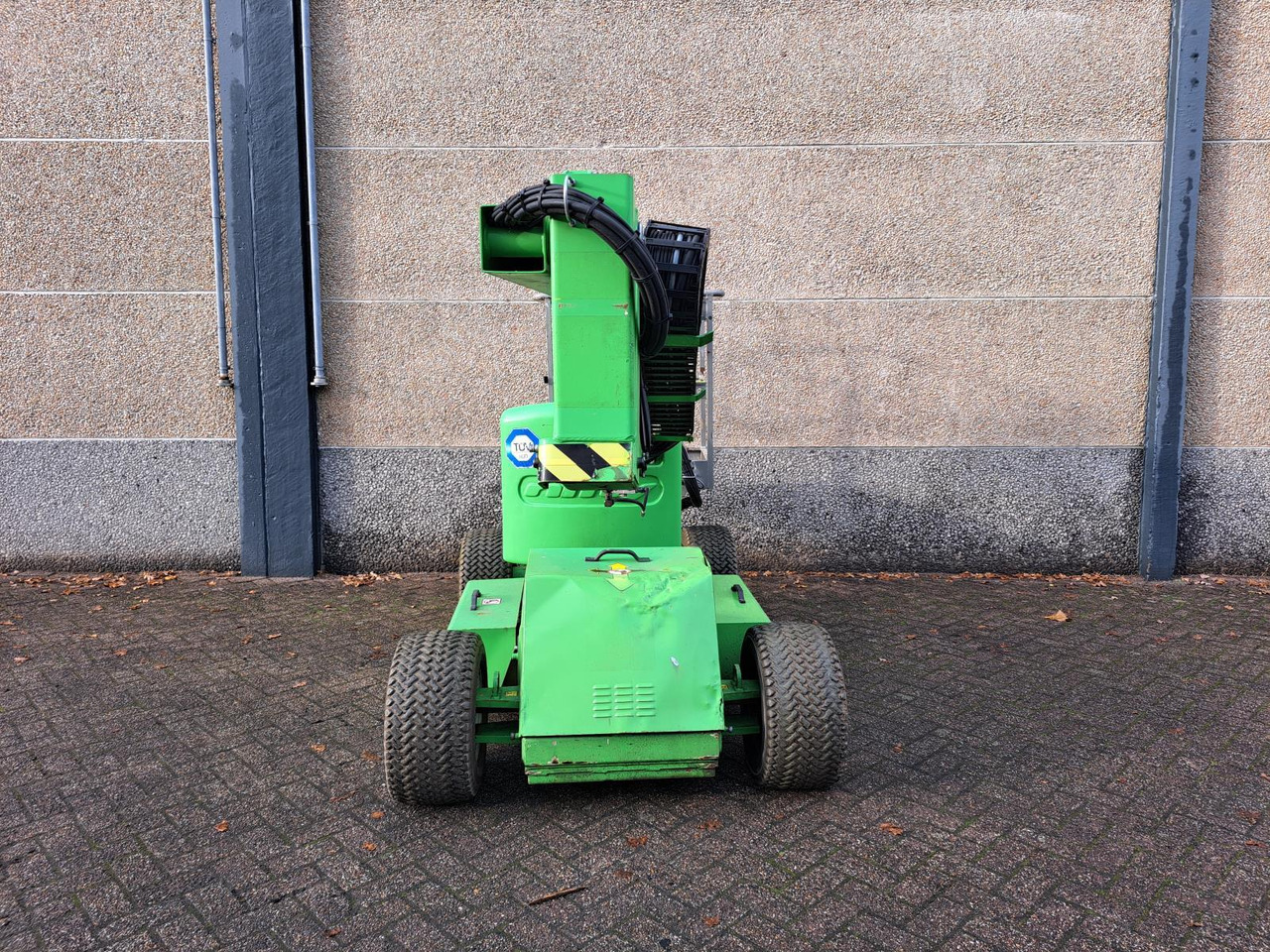 Niftylift HR12 Telescoophoogwerker DE Bi-Energy/Hybride 2WD 12m 2017 - Aerial platform: picture 5 Niftylift HR12 Telescoophoogwerker DE Bi-Energy/Hybride 2WD 12m 2017 - Aerial platform: picture 5