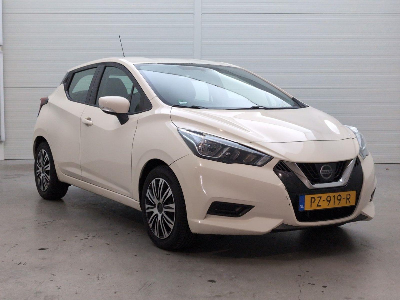 Nissan Micra 1.0L Acenta | 2017 | 157.353 km | PZ919R | NAP: Logisch - Hatchback: picture 2 Nissan Micra 1.0L Acenta | 2017 | 157.353 km | PZ919R | NAP: Logisch - Hatchback: picture 2
