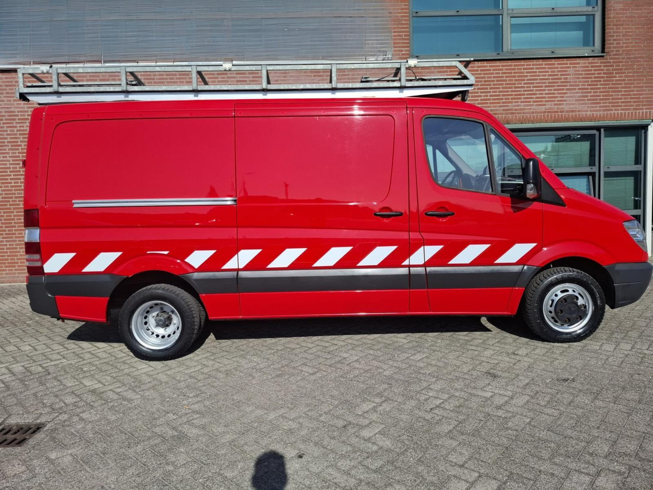 MERCEDES-BENZ Sprinter 513 CDI met Blusinstallatie BX-ZF-39 - Other machinery: picture 4 MERCEDES-BENZ Sprinter 513 CDI met Blusinstallatie BX-ZF-39 - Other machinery: picture 4