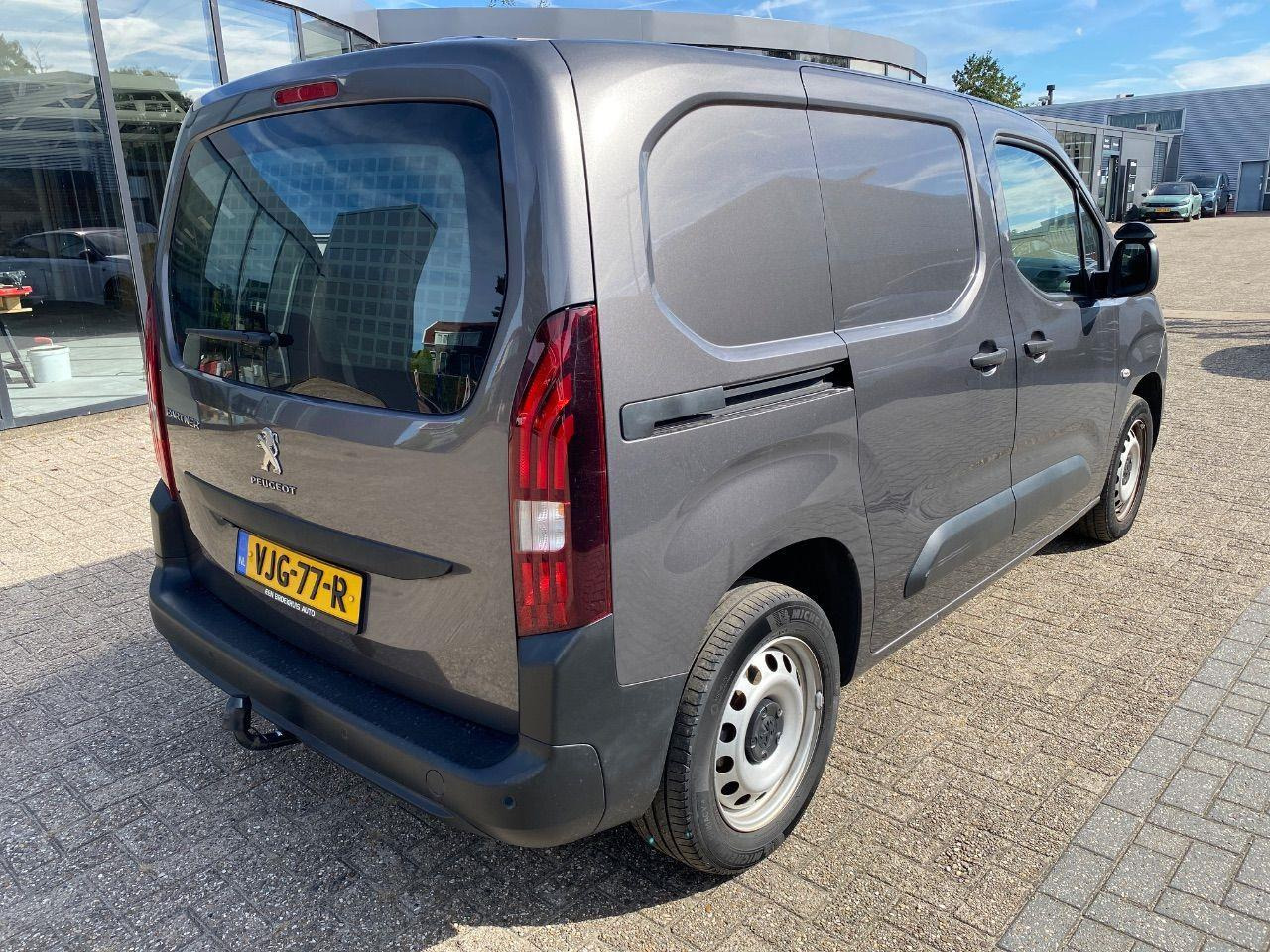 Peugeot Partner 1.5 BlueHDI Premium | 2021 | 120.223 km | Automaat | VJG77R | NAP: Logisch - Other machinery: picture 4 Peugeot Partner 1.5 BlueHDI Premium | 2021 | 120.223 km | Automaat | VJG77R | NAP: Logisch - Other machinery: picture 4