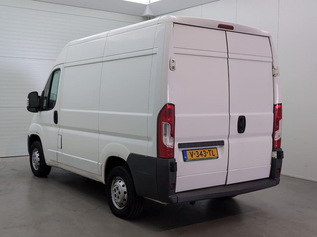 Peugeot Boxer 330 2.2 HDI L1H1 XR | 2014 | 218.267 km | V343TL | NAP: Geen oordeel - Panel van: picture 3 Peugeot Boxer 330 2.2 HDI L1H1 XR | 2014 | 218.267 km | V343TL | NAP: Geen oordeel - Panel van: picture 3
