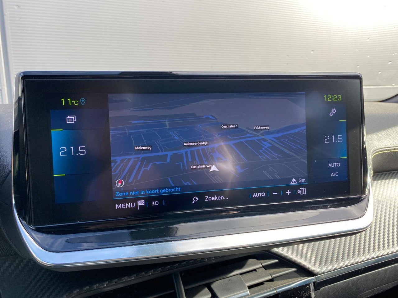 SUV Peugeot e-2008 EV GT Première 1 fase 50 kWh | 2020 | 121.940 km | Automaat | J471TF | NAP: Logisch: picture 10 SUV Peugeot e-2008 EV GT Première 1 fase 50 kWh | 2020 | 121.940 km | Automaat | J471TF | NAP: Logisch: picture 10