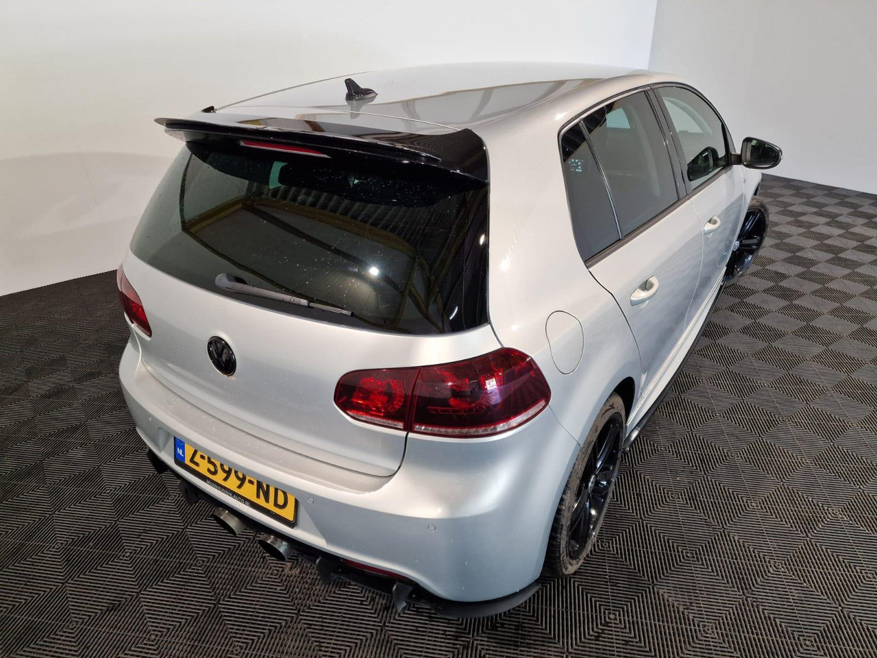 Volkswagen Golf 1.4TSI Highline R-Uitgevoerd Z-599-ND 160.958 km - Car: picture 4 Volkswagen Golf 1.4TSI Highline R-Uitgevoerd Z-599-ND 160.958 km - Car: picture 4