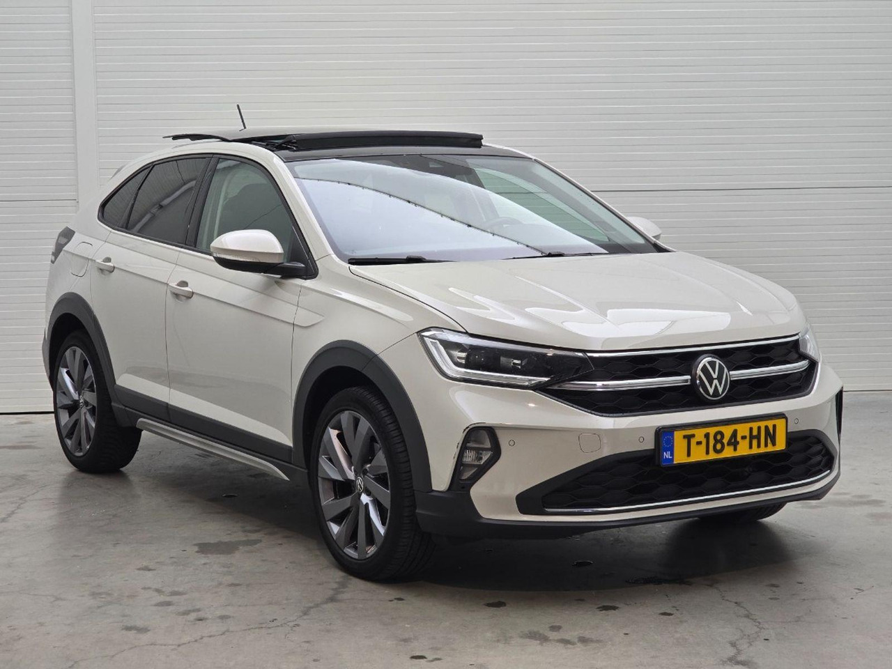 Volkswagen Taigo 1.0 TSI R - Line | 2022 | 80.273 km | Automaat | T184HN | NAP: Geen oordeel - SUV: picture 2 Volkswagen Taigo 1.0 TSI R - Line | 2022 | 80.273 km | Automaat | T184HN | NAP: Geen oordeel - SUV: picture 2