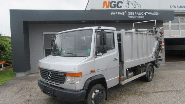 Mercedes-Benz Vario 818 D Müllsammelfahrzeug - Garbage truck: picture 1 Mercedes-Benz Vario 818 D Müllsammelfahrzeug - Garbage truck: picture 1