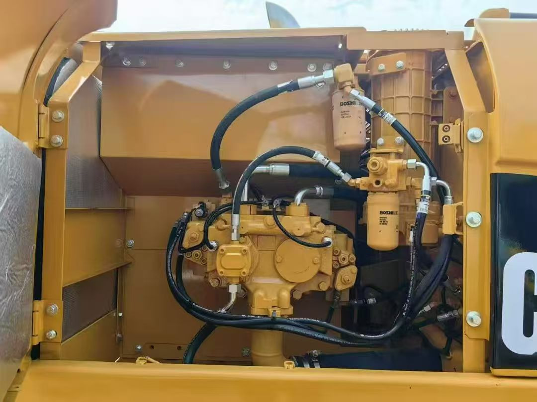 CATPILLAR 320CL - Crawler excavator: picture 3 CATPILLAR 320CL - Crawler excavator: picture 3