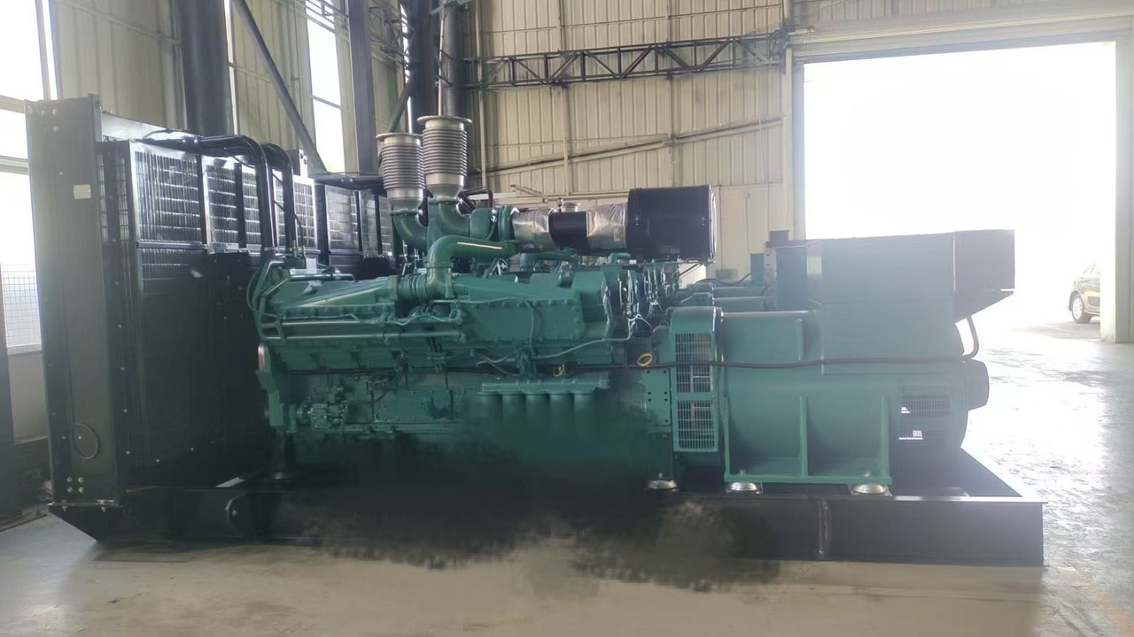 CUMMINS KTA50GS8 - Generator set: picture 2 CUMMINS KTA50GS8 - Generator set: picture 2