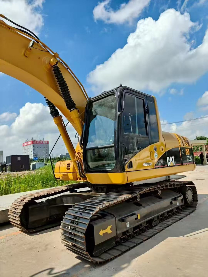 CATERPILLAR 320CL - Construction machinery: picture 1 CATERPILLAR 320CL - Construction machinery: picture 1