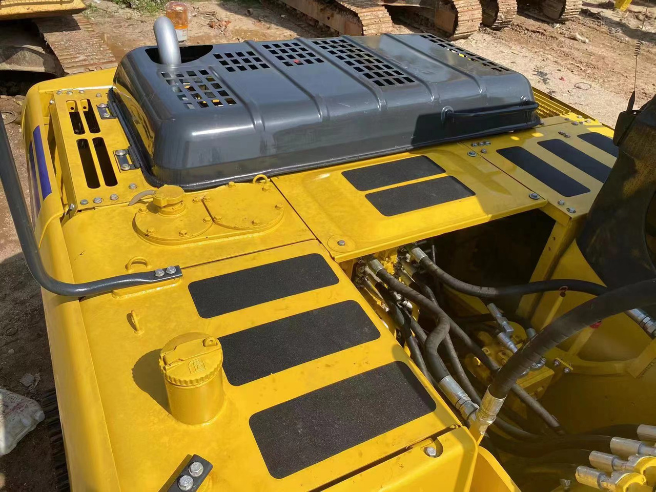New Crawler excavator Komatsu PC200-7: picture 12