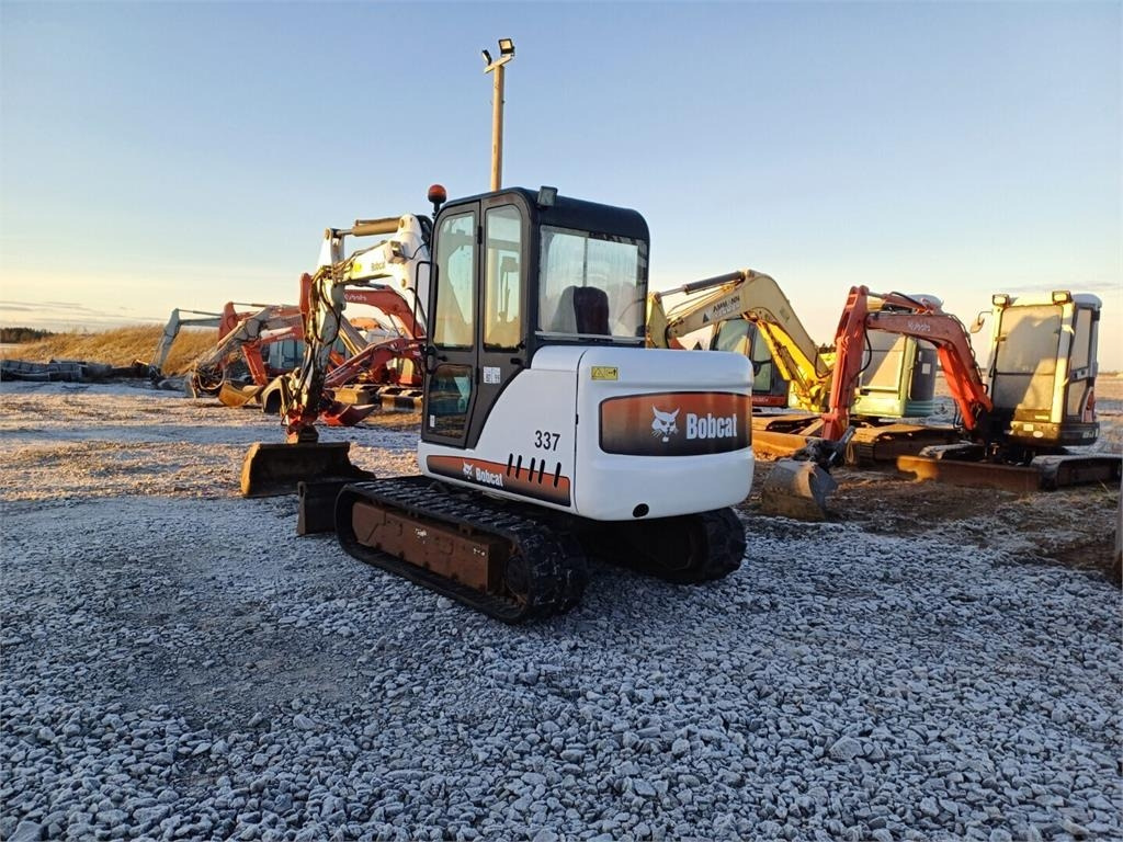 Bobcat 337D Kallistuvalla liittimellä - Mini excavator: picture 4 Bobcat 337D Kallistuvalla liittimellä - Mini excavator: picture 4