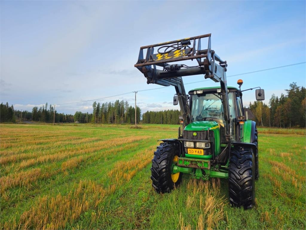 John Deere 6420S AP Premium Plus 50km/h  - Farm tractor: picture 3 John Deere 6420S AP Premium Plus 50km/h  - Farm tractor: picture 3