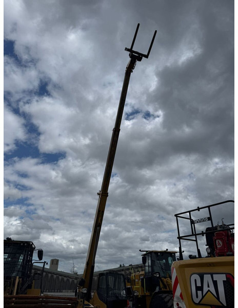 Caterpillar TH360 - Telescopic handler: picture 5 Caterpillar TH360 - Telescopic handler: picture 5