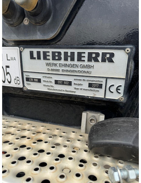Liebherr LTR 1100 - Crawler crane: picture 3 Liebherr LTR 1100 - Crawler crane: picture 3