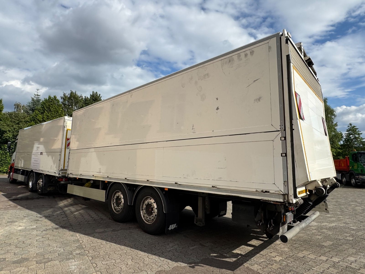 Mercedes-Benz Actros 2545/2xLBW/Klima/Kamera/kpl.Zug - Beverage truck: picture 4 Mercedes-Benz Actros 2545/2xLBW/Klima/Kamera/kpl.Zug - Beverage truck: picture 4