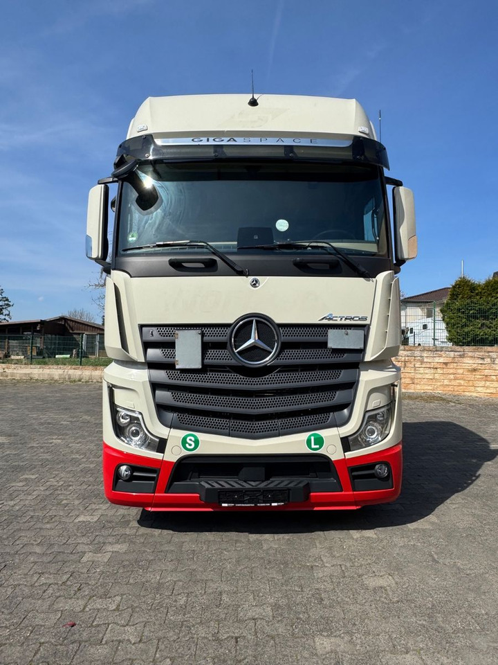 Mercedes-Benz Actros 1848/GIGA/Retarder/2xBett/2instock - Tractor unit: picture 2 Mercedes-Benz Actros 1848/GIGA/Retarder/2xBett/2instock - Tractor unit: picture 2