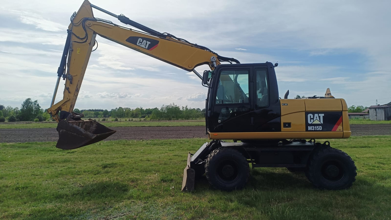 Crawler excavator Caterpillar M315D: picture 1
