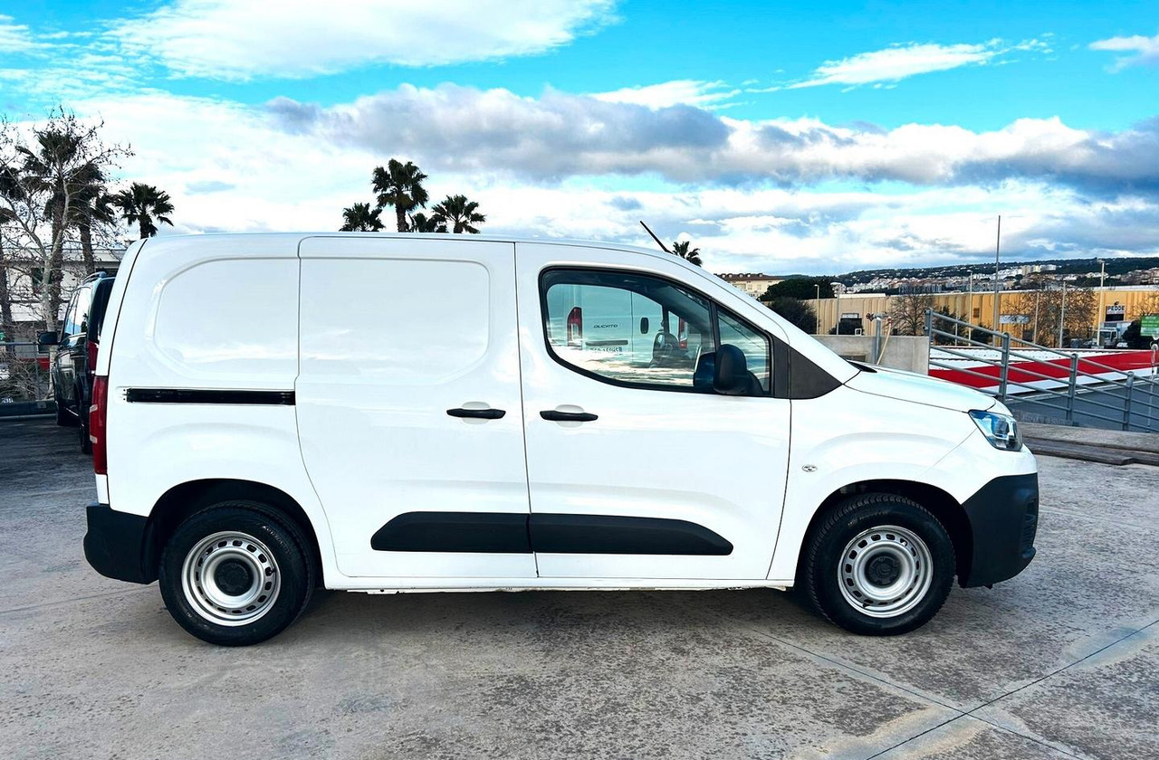 Citroen Berligno 1.6 HDi 100 cv 3 posti - Small van: picture 4 Citroen Berligno 1.6 HDi 100 cv 3 posti - Small van: picture 4