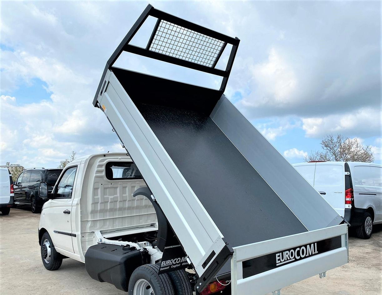 Piaggio Porter NP6 1.5 Ribaltabile *PROMO* - Tipper van: picture 4 Piaggio Porter NP6 1.5 Ribaltabile *PROMO* - Tipper van: picture 4