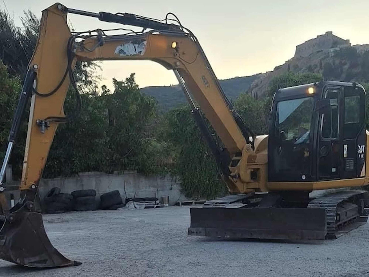 Crawler excavator CAT 308E2CR: picture 7