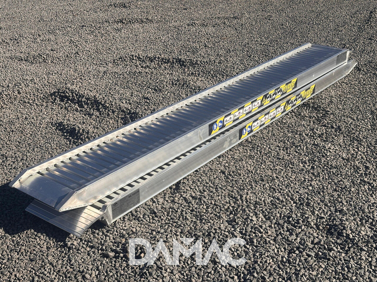 DAMAC RA.100X30 - Loading ramp: picture 2 DAMAC RA.100X30 - Loading ramp: picture 2