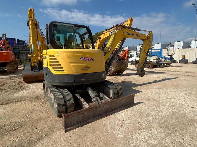 New Holland E60C - Mini excavator: picture 3 New Holland E60C - Mini excavator: picture 3
