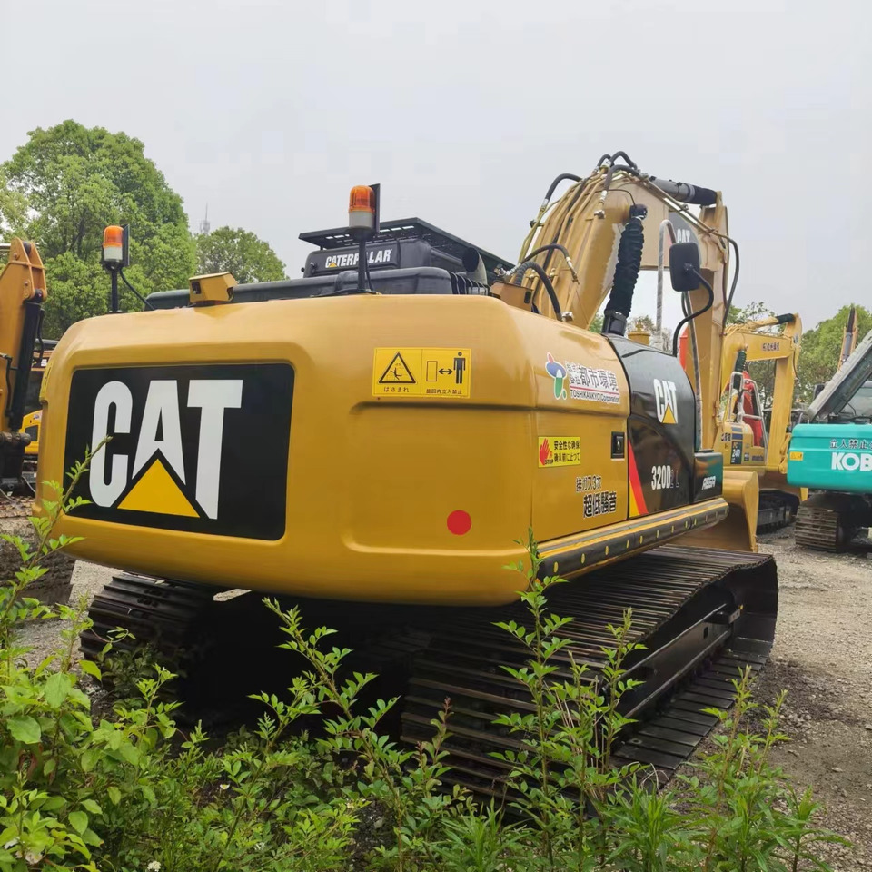 CATERPILLAR 320D2L - Crawler excavator: picture 4 CATERPILLAR 320D2L - Crawler excavator: picture 4