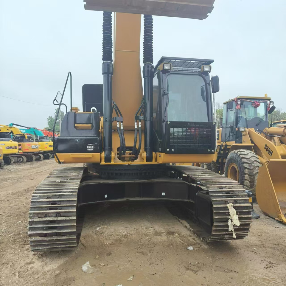 Crawler excavator CATERPILLAR 330D2: picture 9