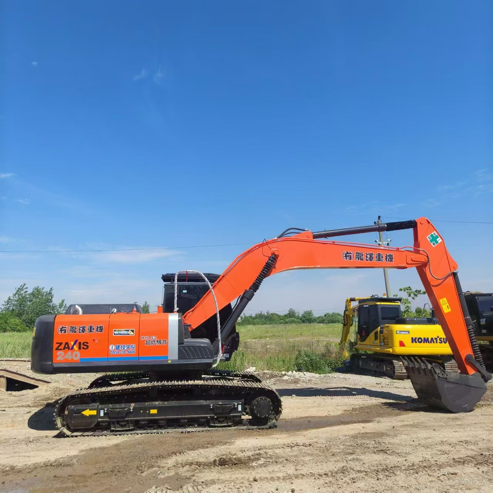 HITACHI ZX240 - Crawler excavator: picture 1 HITACHI ZX240 - Crawler excavator: picture 1