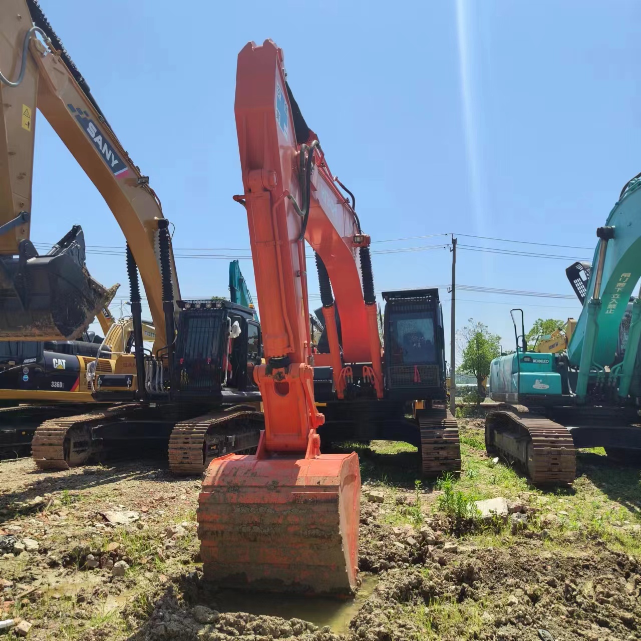 HITACHI ZX350 - Crawler excavator: picture 2 HITACHI ZX350 - Crawler excavator: picture 2