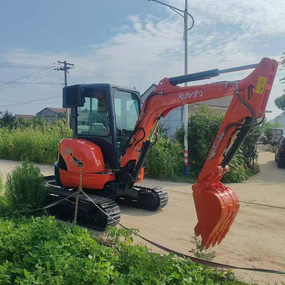 KUBOTA U35 - Mini excavator: picture 3 KUBOTA U35 - Mini excavator: picture 3
