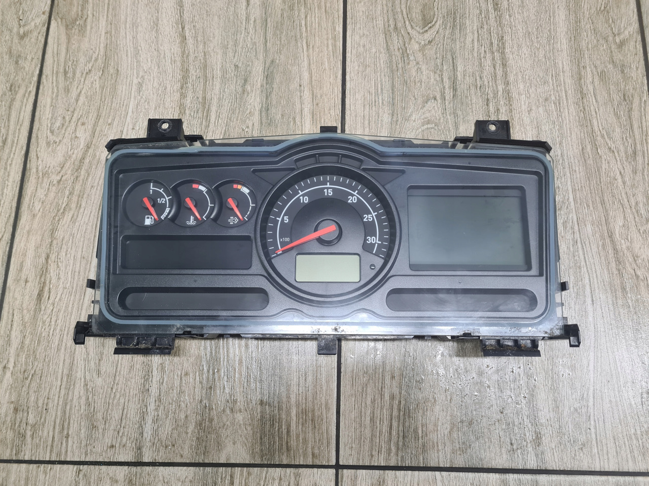 CONTINENTAL ZEGARY LICZNIKI RENAULT GAMA D WIDE MANUAL 7421929649 - Dashboard for Truck: picture 1 CONTINENTAL ZEGARY LICZNIKI RENAULT GAMA D WIDE MANUAL 7421929649 - Dashboard for Truck: picture 1