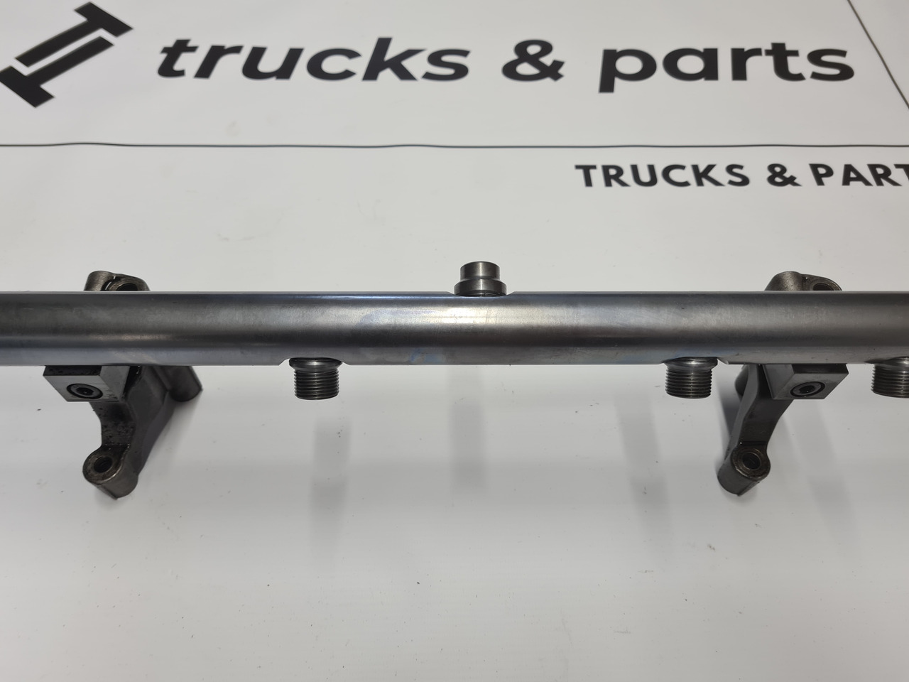 DELPHI LISTWA PALIWA PALIWOWA WTRYSKOWA VOLVO FH 4 D13K K4 COMMON RAIL - Engine and parts for Truck: picture 3 DELPHI LISTWA PALIWA PALIWOWA WTRYSKOWA VOLVO FH 4 D13K K4 COMMON RAIL - Engine and parts for Truck: picture 3