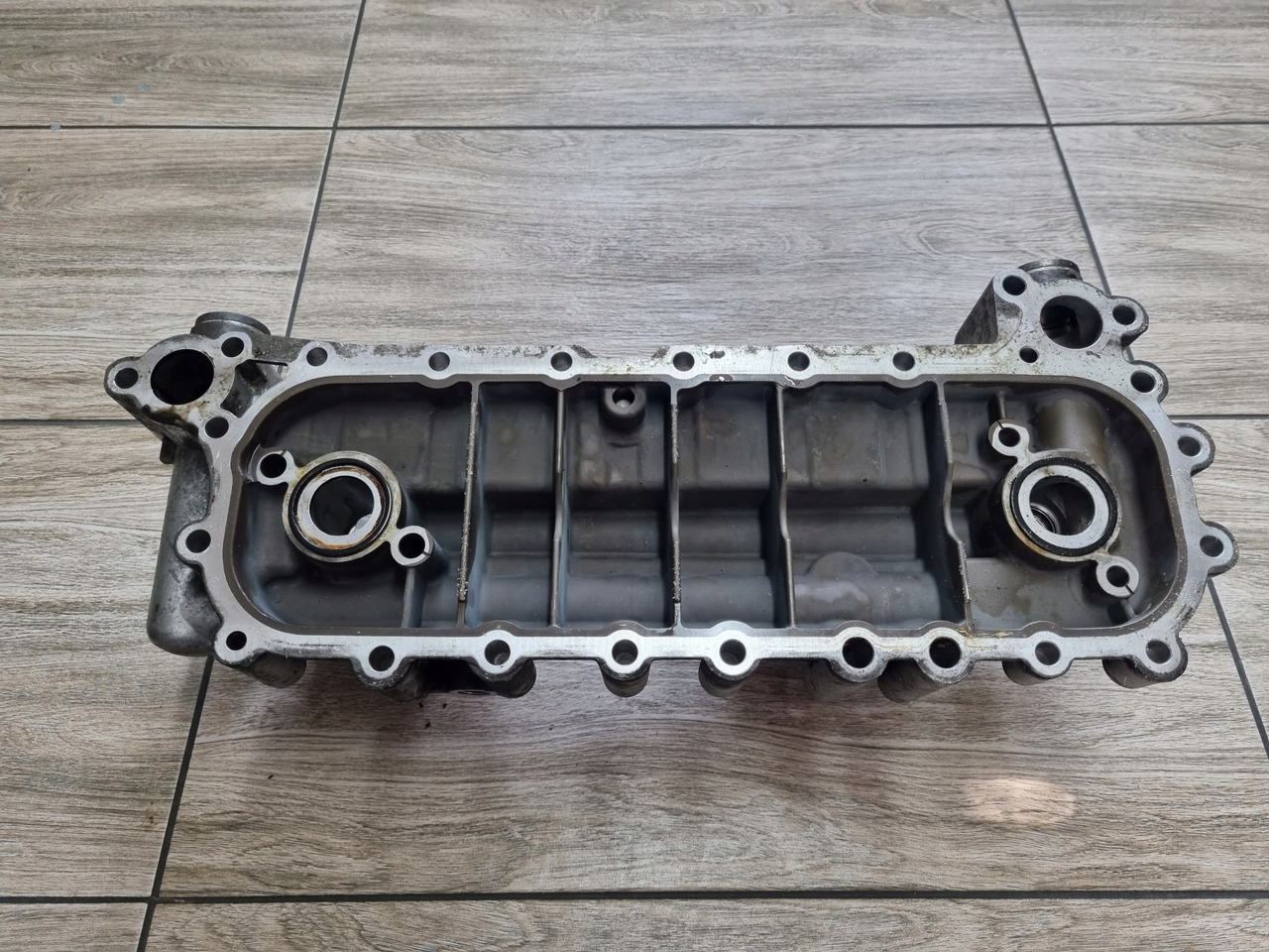 FORD PODSTAWA FILTRÓW OLEJU FORD F-MAX 500 GC46 6C732 AD - Oil filter for Truck: picture 3 FORD PODSTAWA FILTRÓW OLEJU FORD F-MAX 500 GC46 6C732 AD - Oil filter for Truck: picture 3