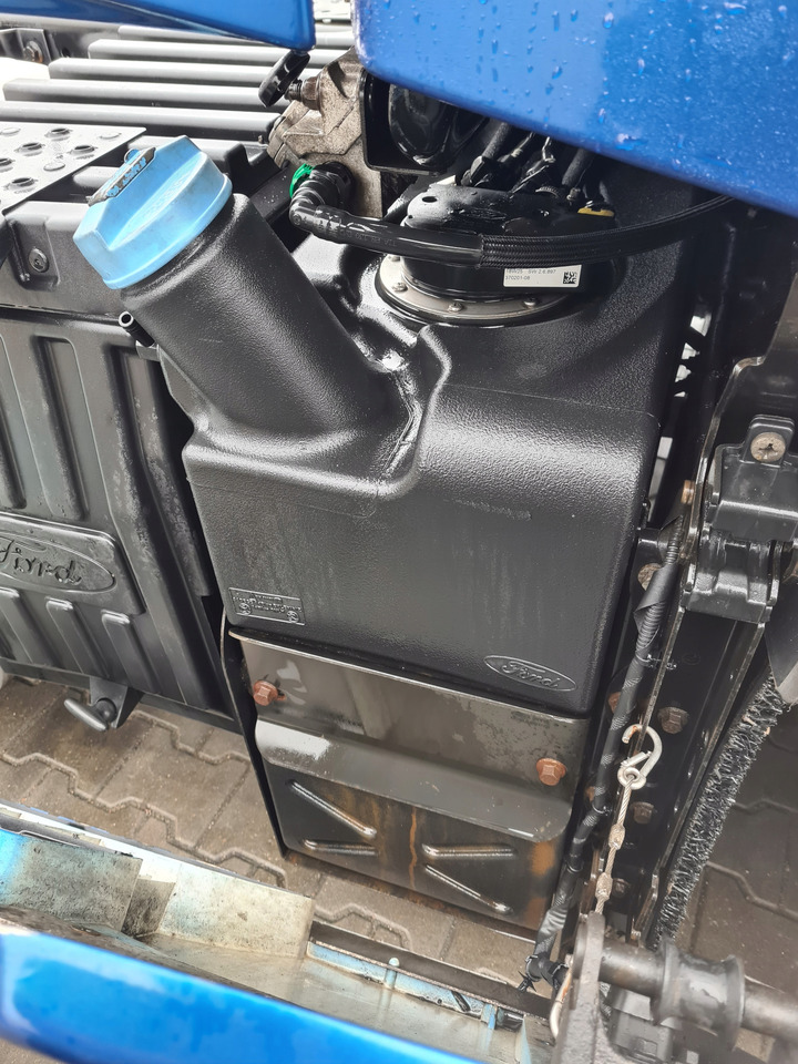 FORD ZBIORNIK ADBLUE FORD F-MAX CARGO - AdBlue tank for Truck: picture 2 FORD ZBIORNIK ADBLUE FORD F-MAX CARGO - AdBlue tank for Truck: picture 2