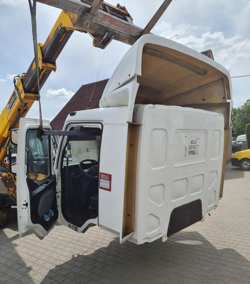 KOMPLETNA RENAULT GAMA D12 D EURO 6 NISKA - Cab: picture 4 KOMPLETNA RENAULT GAMA D12 D EURO 6 NISKA - Cab: picture 4