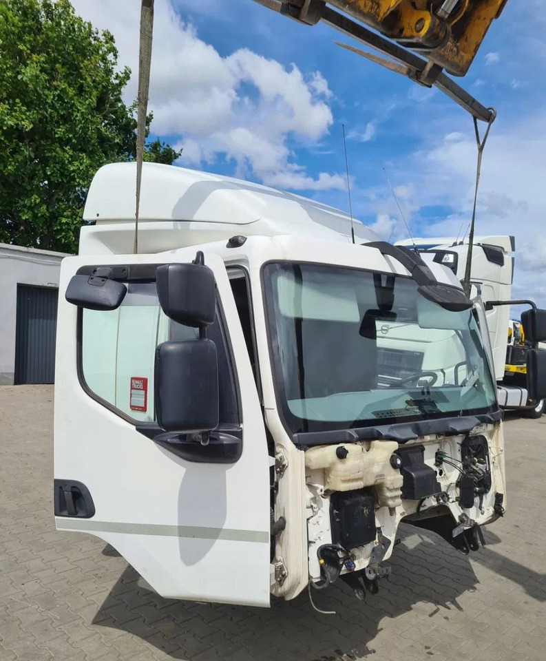 KOMPLETNA RENAULT GAMA D12 D EURO 6 NISKA - Cab: picture 1 KOMPLETNA RENAULT GAMA D12 D EURO 6 NISKA - Cab: picture 1