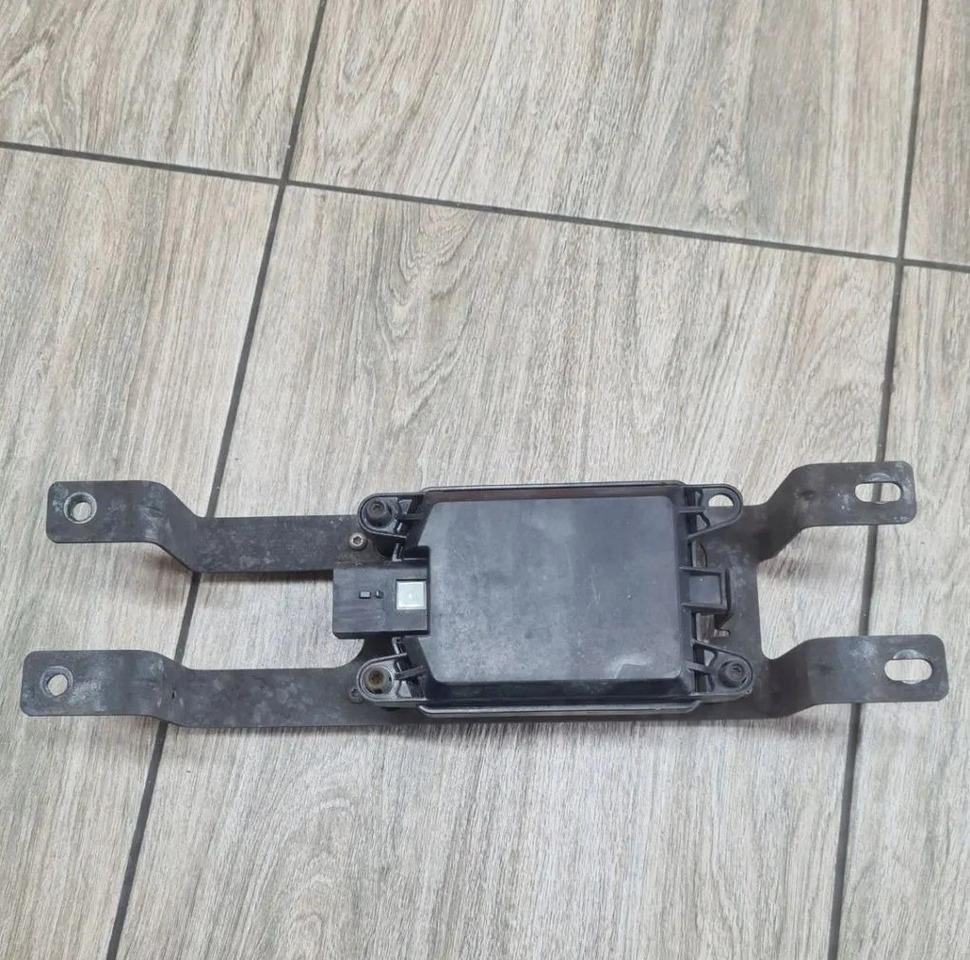 RADAR DISTRONIK CZUJNIK SENSOR MOCOWANIE FORD F-MAX 500 TRUCKS EURO 6 K096653H001 575127535 JC46 9G853 BC - Sensor: picture 1 RADAR DISTRONIK CZUJNIK SENSOR MOCOWANIE FORD F-MAX 500 TRUCKS EURO 6 K096653H001 575127535 JC46 9G853 BC - Sensor: picture 1