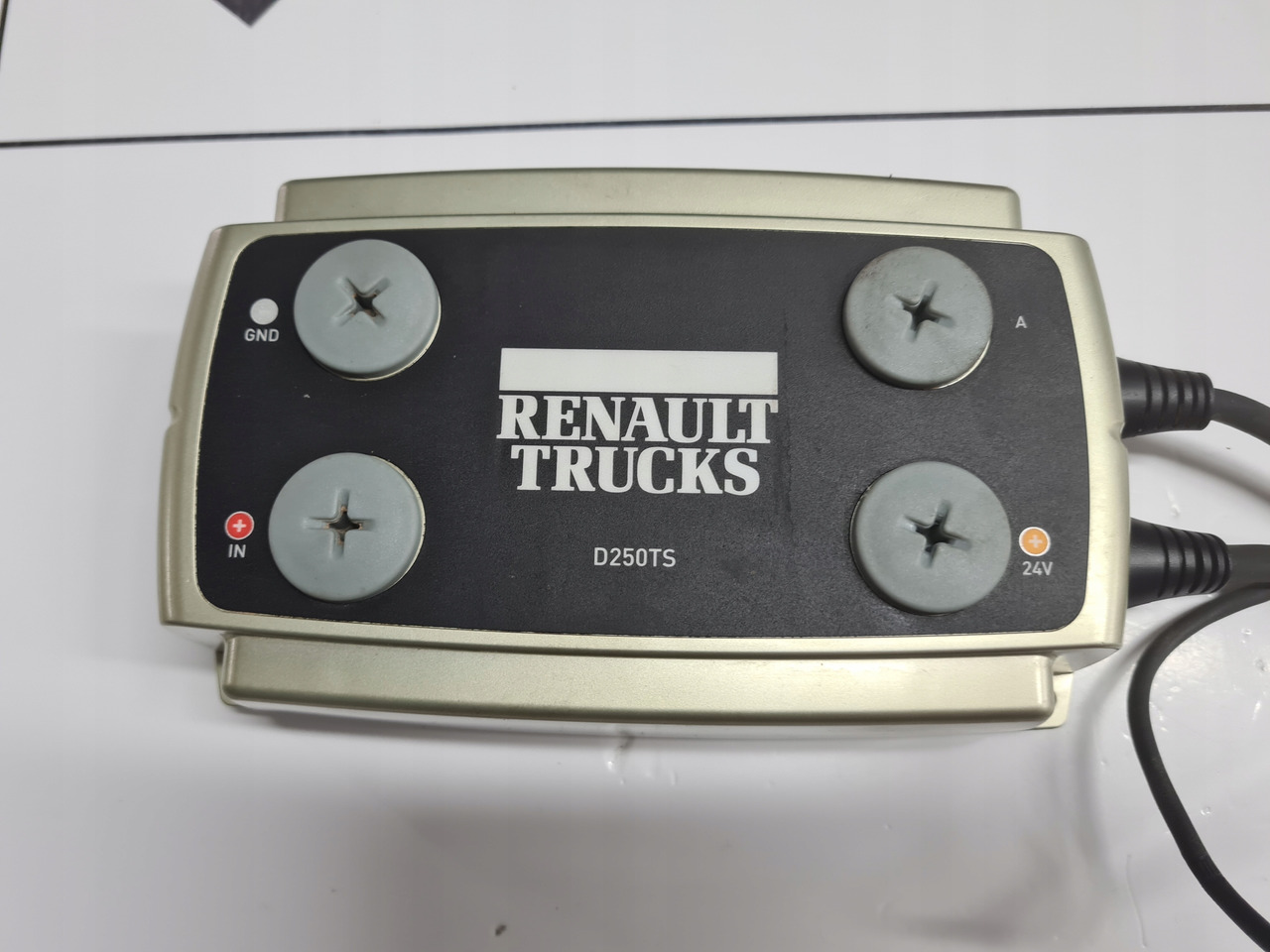 RENAULT REGULATOR NAPIĘCIA AKUMULATORA RENAULT GAMA RANGE T EVO - Electrical system for Truck: picture 2 RENAULT REGULATOR NAPIĘCIA AKUMULATORA RENAULT GAMA RANGE T EVO - Electrical system for Truck: picture 2