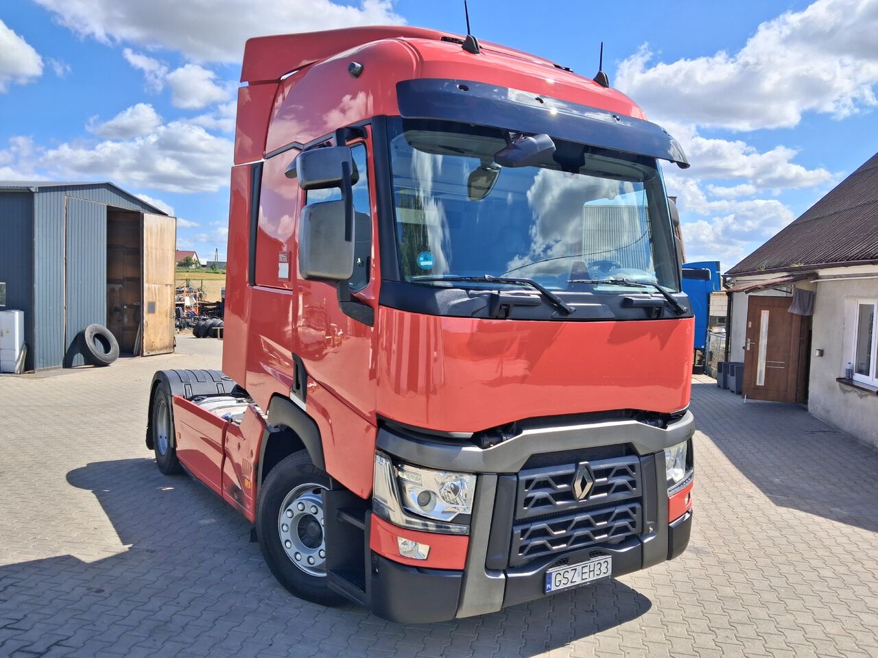 RENAULT GAMA RANGE T 480 DTI 13 - Tractor unit: picture 2 RENAULT GAMA RANGE T 480 DTI 13 - Tractor unit: picture 2