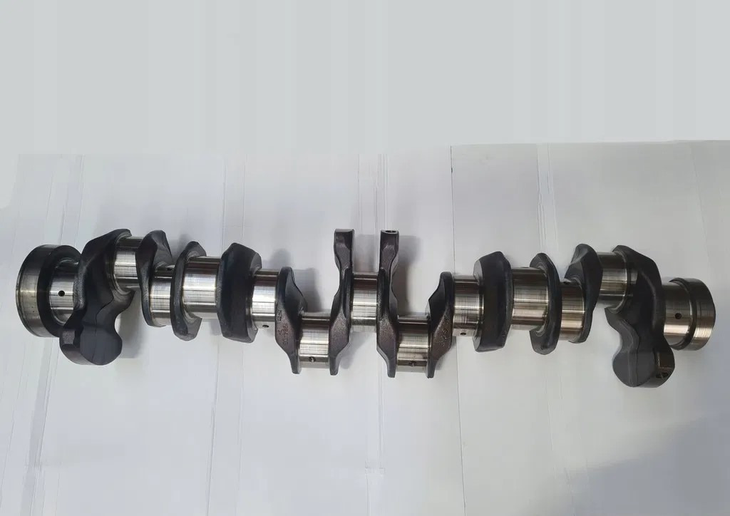 VOLVO FH 16 D16E EURO 5 8131247 - Crankshaft: picture 1 VOLVO FH 16 D16E EURO 5 8131247 - Crankshaft: picture 1