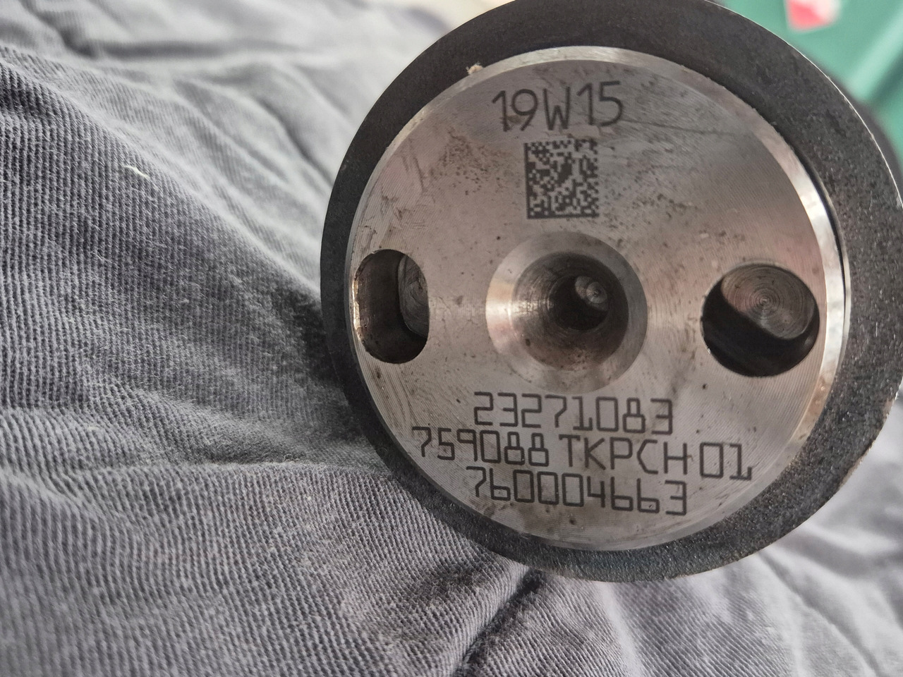 VOLVO WAŁEK ROZRZĄDU VOLVO FH FM 4 RENAULT GAMA T D13K 23271083 COMMON RAIL - Camshaft for Truck: picture 4 VOLVO WAŁEK ROZRZĄDU VOLVO FH FM 4 RENAULT GAMA T D13K 23271083 COMMON RAIL - Camshaft for Truck: picture 4