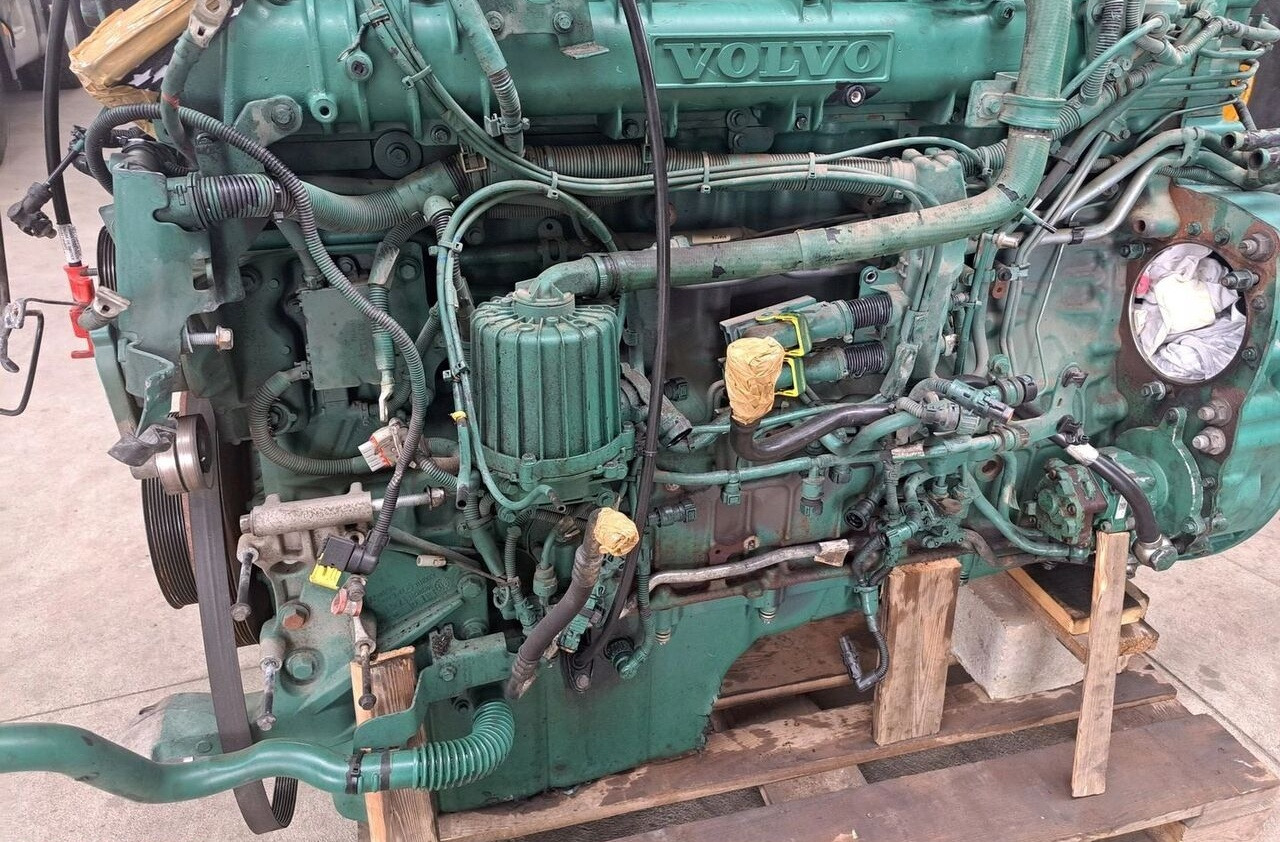 Volvo BLOK A GŁOWICA FH 4 FH5 I-SAVE Volvo VOLVO FH 4 FH5 I-SAVE D13K 460 EUVI T2600 TR25D - Engine for Truck: picture 5 Volvo BLOK A GŁOWICA FH 4 FH5 I-SAVE Volvo VOLVO FH 4 FH5 I-SAVE D13K 460 EUVI T2600 TR25D - Engine for Truck: picture 5
