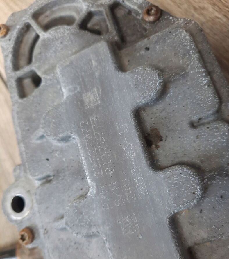 Volvo WYSPRZĘGLIK ZAWÓR PWM RENAULT GAMA T FH 4 22327072 - Clutch cylinder for Truck: picture 1 Volvo WYSPRZĘGLIK ZAWÓR PWM RENAULT GAMA T FH 4 22327072 - Clutch cylinder for Truck: picture 1
