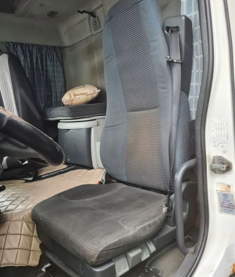 Volvo pneumatyczny Volvo FL FE - Seat for Truck: picture 4 Volvo pneumatyczny Volvo FL FE - Seat for Truck: picture 4