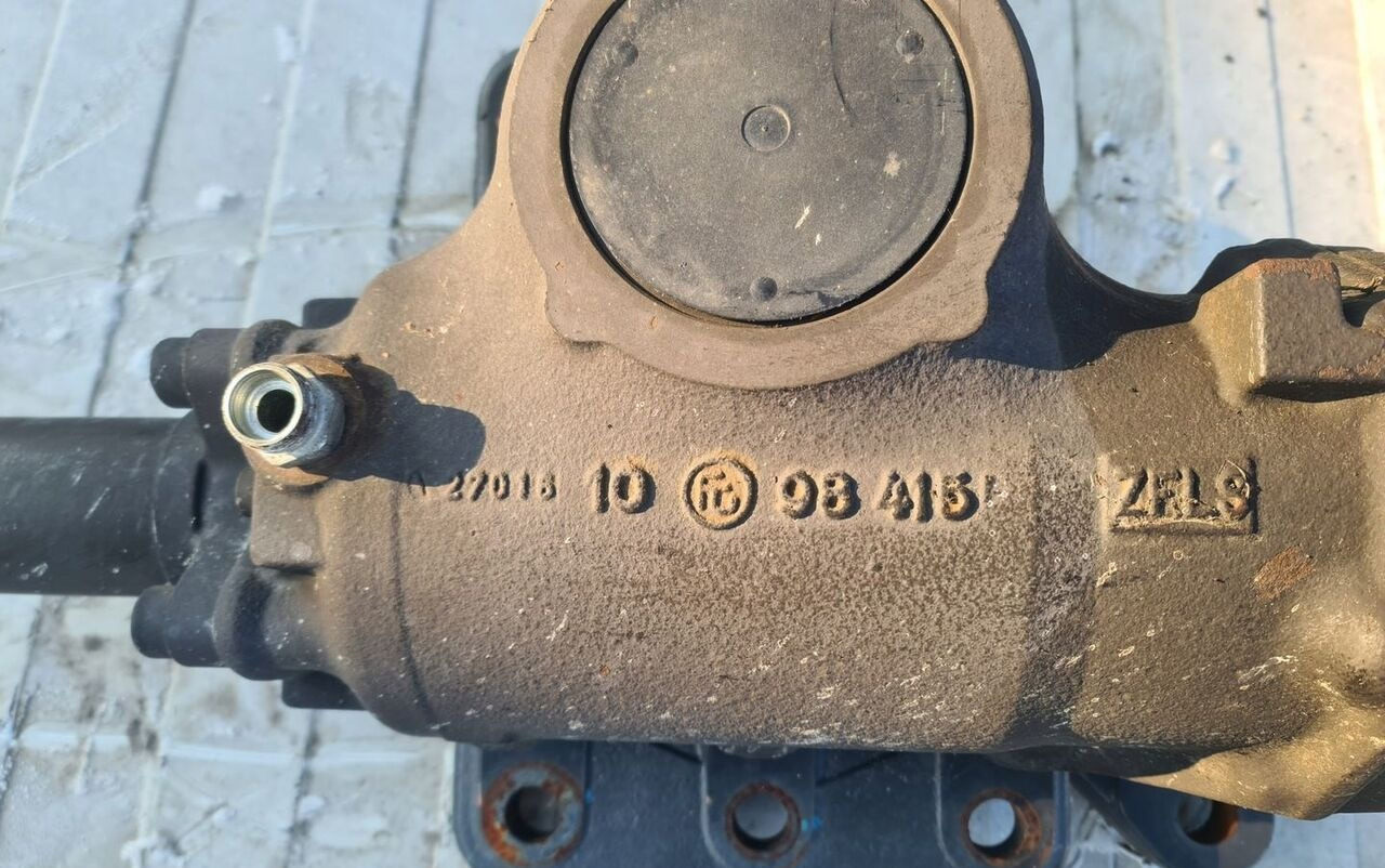 ZF KOLUMNA PRZEKŁADNIA KIEROWNICZA RENAULT GAMA RANGE 21386315 - Steering gear for Truck: picture 3 ZF KOLUMNA PRZEKŁADNIA KIEROWNICZA RENAULT GAMA RANGE 21386315 - Steering gear for Truck: picture 3