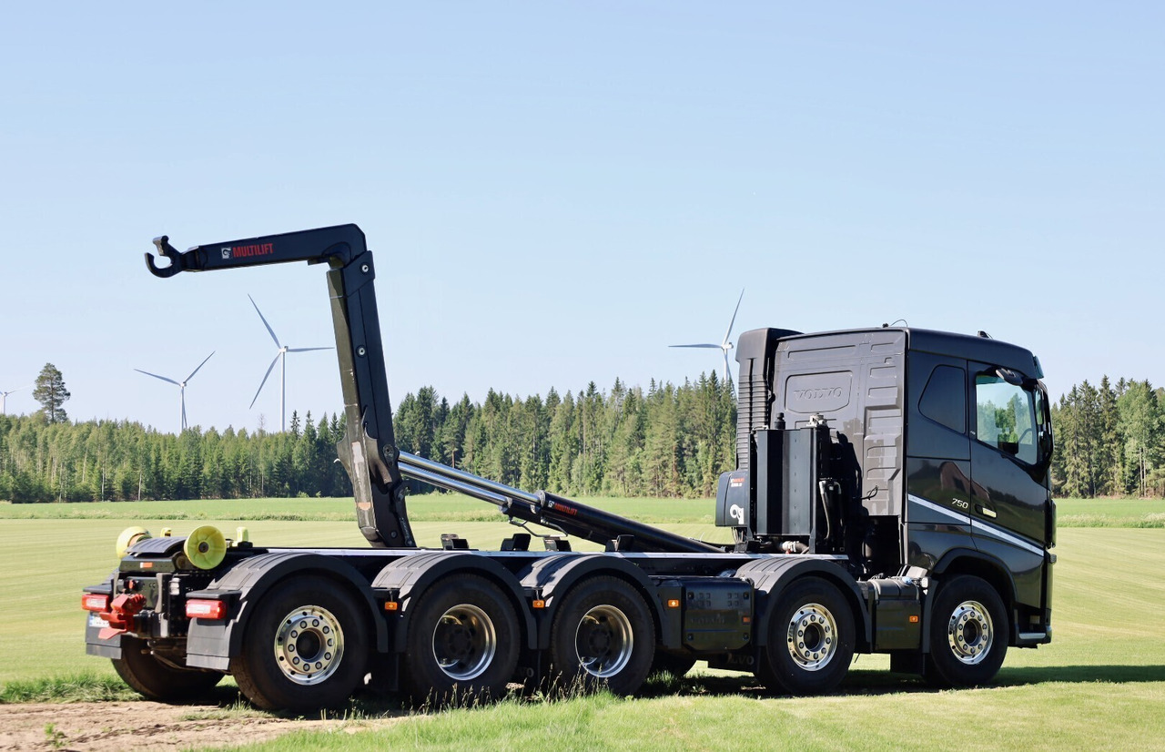 Hook lift truck Volvo FH16 750 10X4: picture 10