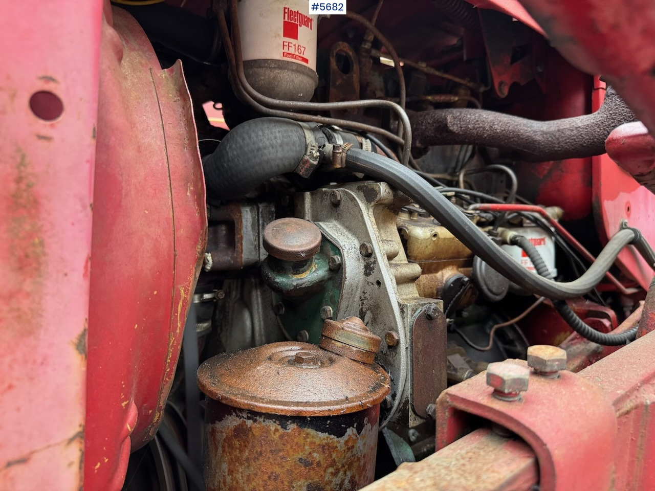 1971 Volvo 400 Buster w/ front loader and winch - Farm tractor: picture 4 1971 Volvo 400 Buster w/ front loader and winch - Farm tractor: picture 4